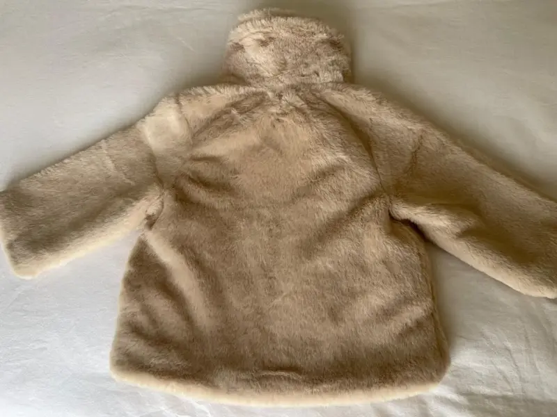 Abrigo de piel sintética beige para bebé - 2