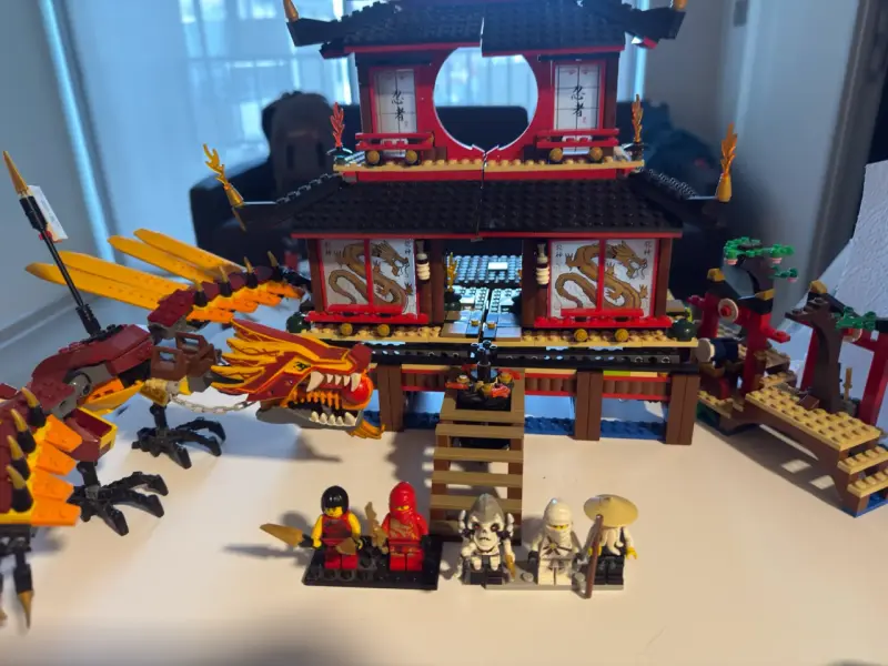 Templo del fuego ninjago - 2