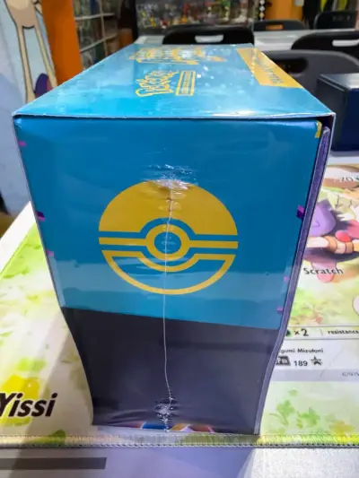 Elite Trainer Box (ETB) Pokémon TCG: Ascenso Heroi - miniatura 3
