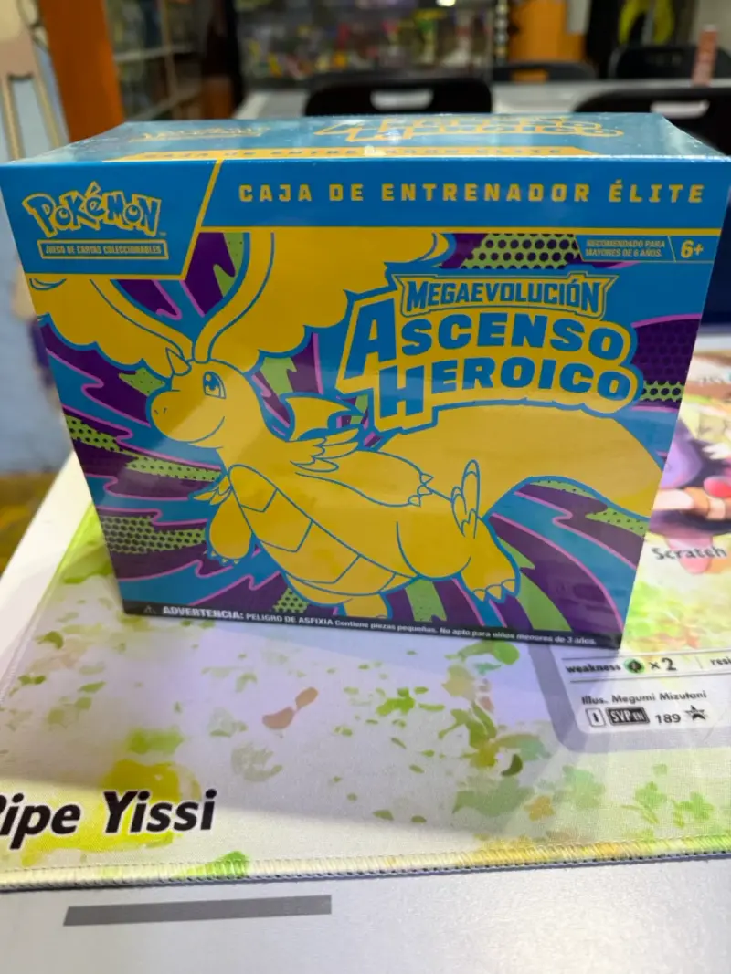 Elite Trainer Box (ETB) Pokémon TCG: Ascenso Heroi - 4