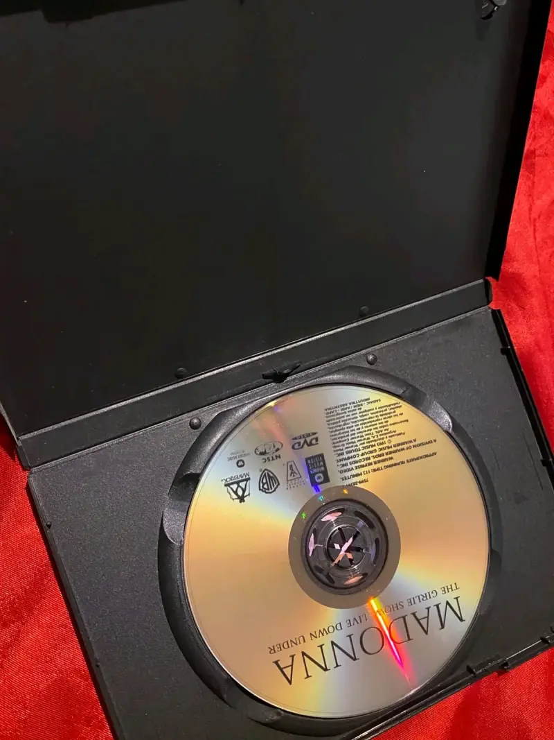 DVD Madonna estan en excelente estado - 2