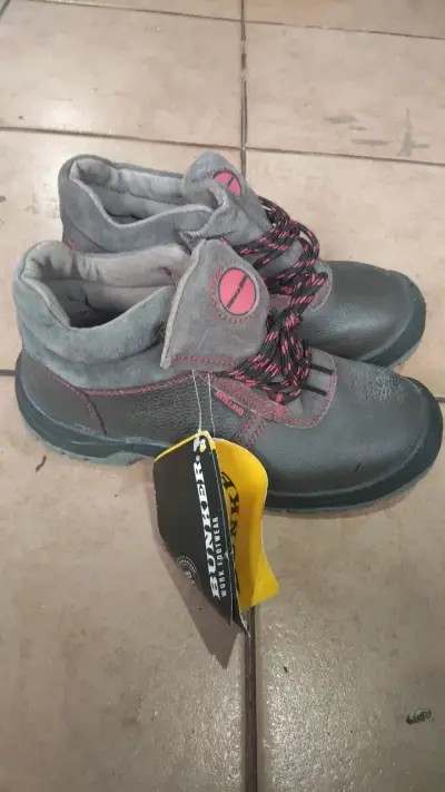 Botas de seguridad Bunker gris para trabajo - miniatura 1