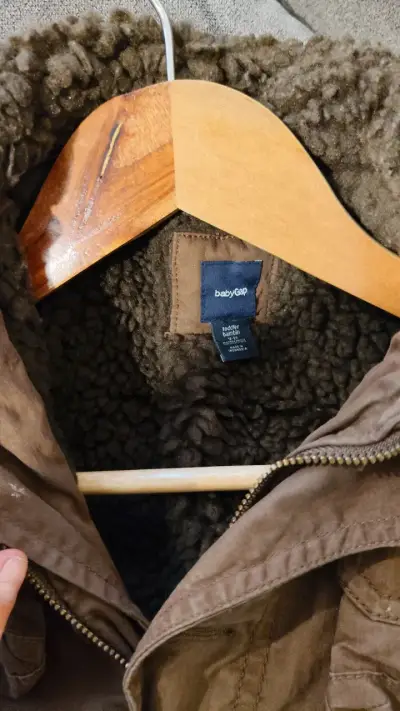 Se venden 45 prendas de niños polerones, chaqueta - miniatura 4