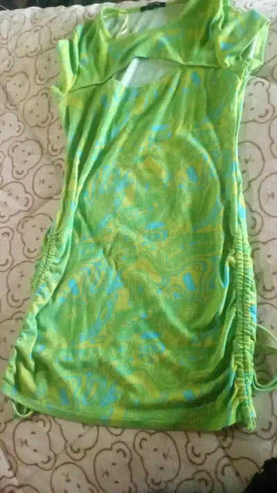 Vestido corto verde - miniatura 1