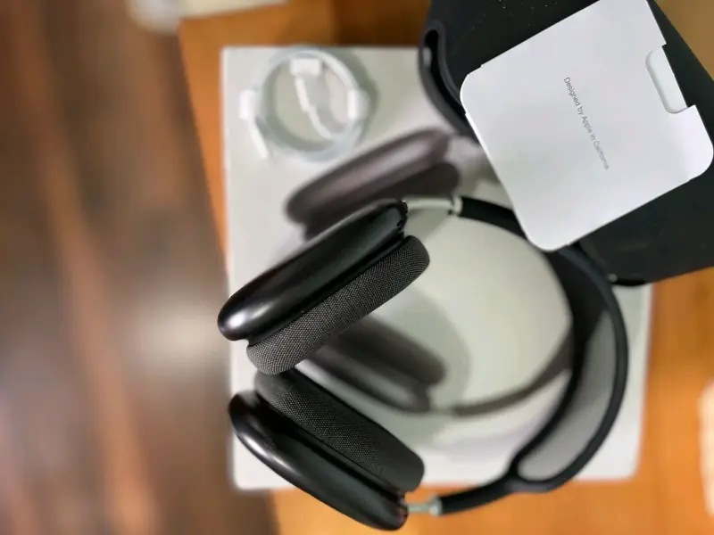 Apple AirPods Max (1.ª generación, Lightning) - 2