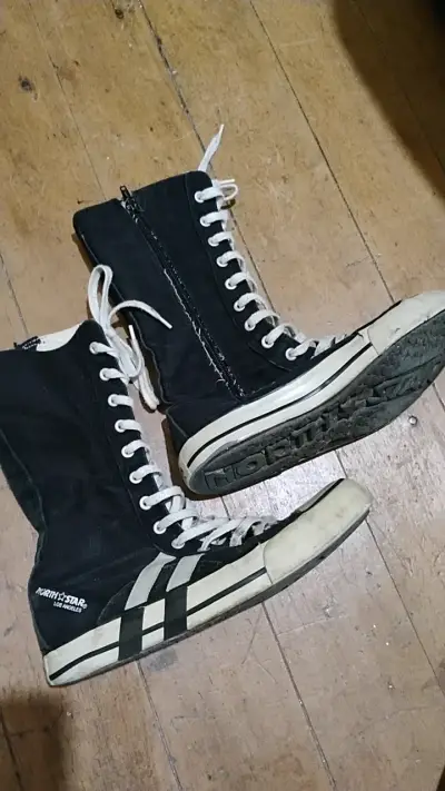 Zapatillas altas North Star negras con cordones - miniatura 2