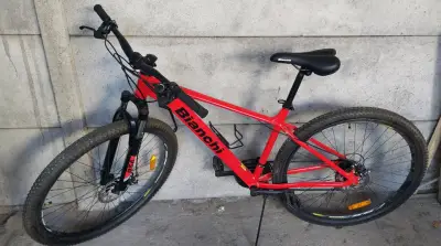 Bicicleta Bianchi roja de montaña aro 29 - miniatura 2