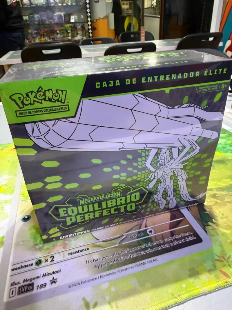 Elite Trainer Box (ETB) Pokémon TCG:Orden Perfecto - 1