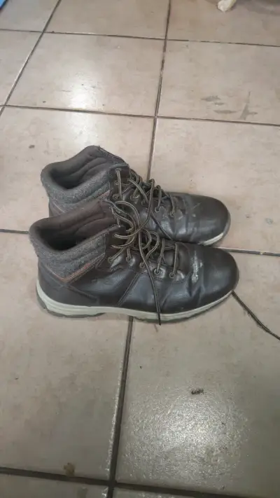 Botas de cuero marrón para hombre - miniatura 1