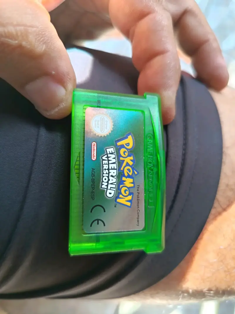 Cartucho Pokémon Esmeralda Game Boy Advance - 1