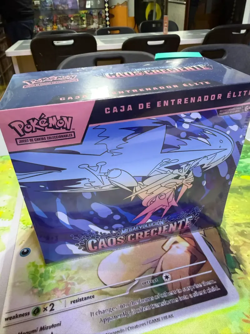Elite Trainer Box (ETB) Pokémon TCG:Caos Creciente - 4