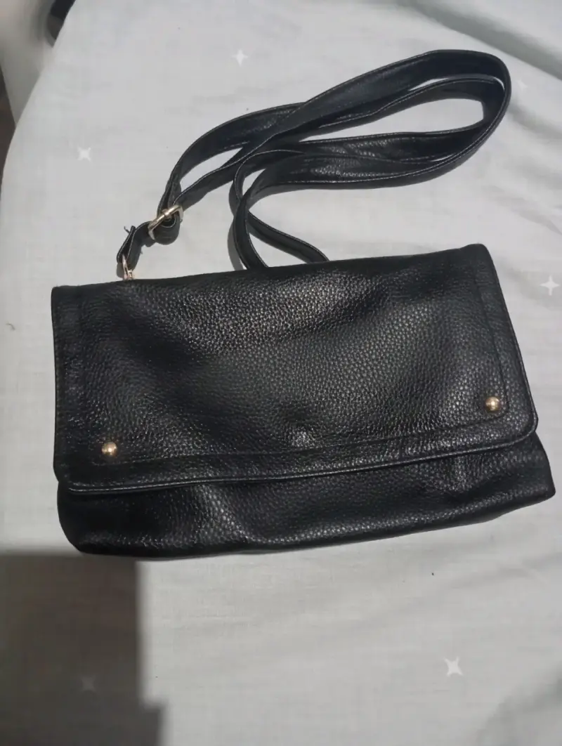 Cartera de cuero negra con cierre magnético - 3
