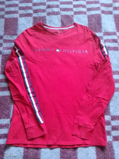 Polera Tommy Hilfiger roja manga larga - miniatura 1
