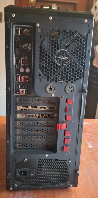 Gabinete Sentey con unidad LG Blu-ray - miniatura 4