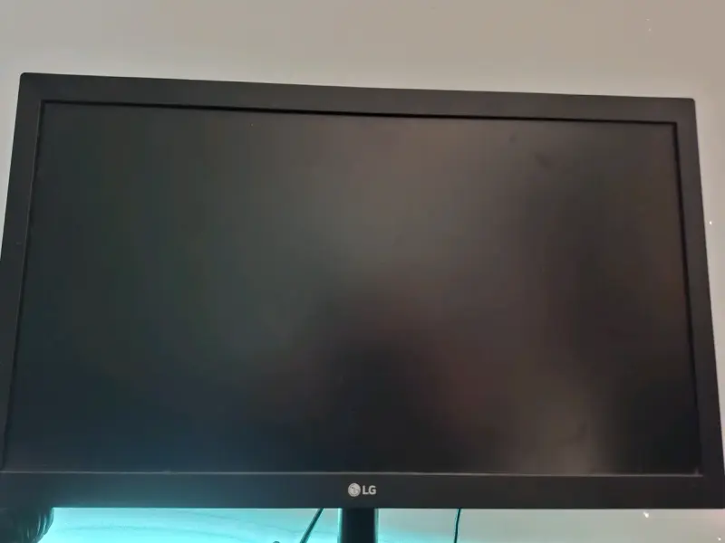 Gabinete Sentey con unidad LG Blu-ray - 5