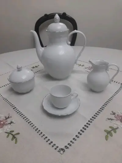 Juego de café de porcelana Florencia - miniatura 3