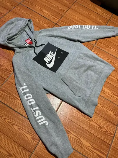 Polerón Nike Air gris con capucha - miniatura 2