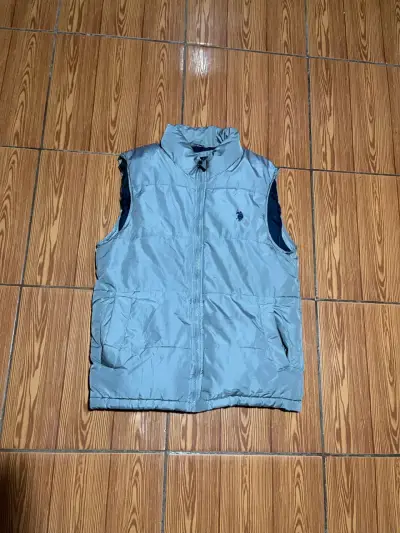 Chaleco sin mangas azul claro para hombre - miniatura 1