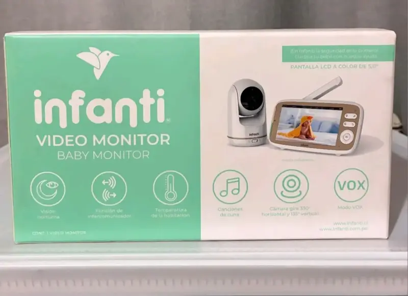 Monitor de bebé Infanti con cámara y pantalla LCD