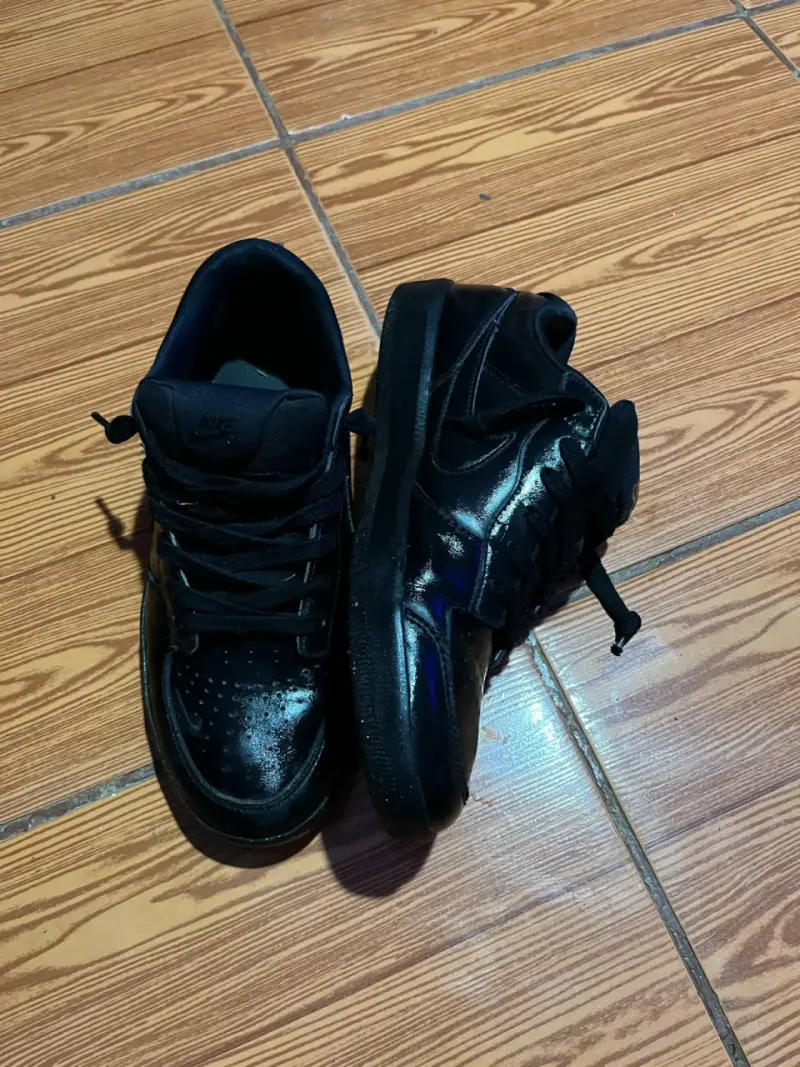 Zapatillas negras Nike deportivas - 4