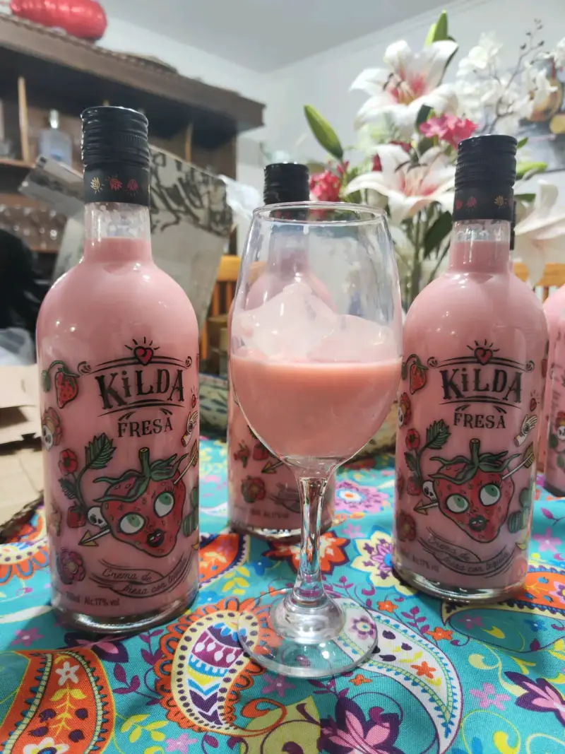 Licor de crema de fresa Kilda 750ml