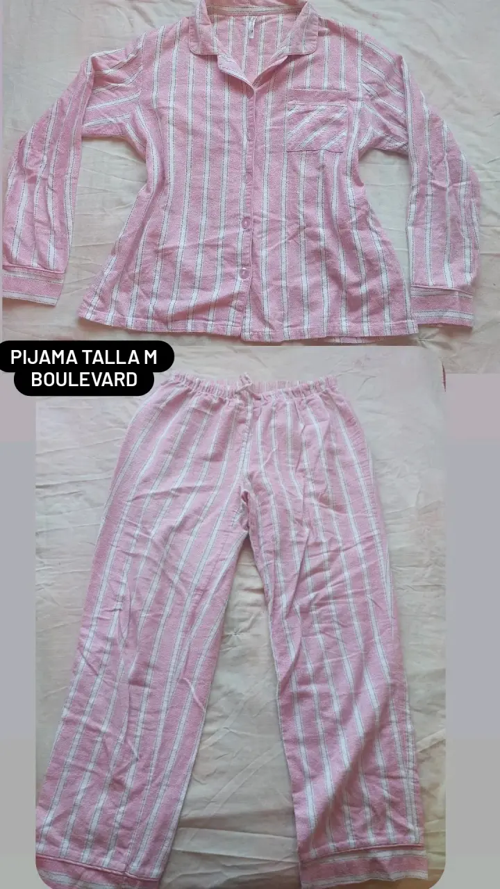 Pijama de rayas rosado talla M Boulevard - 1