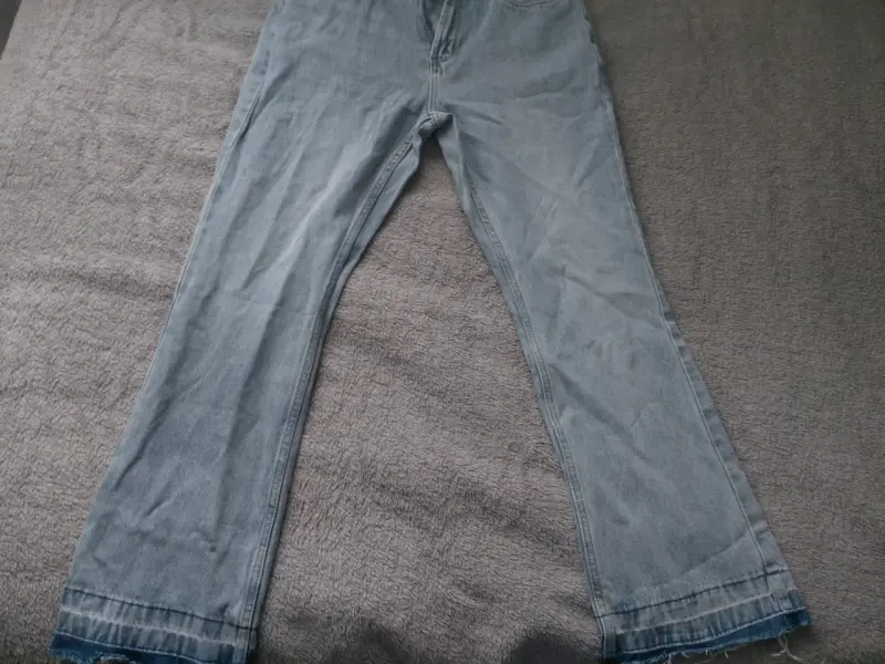 Pantalon celeste - Talla 40 - Muy poco uso. - 1
