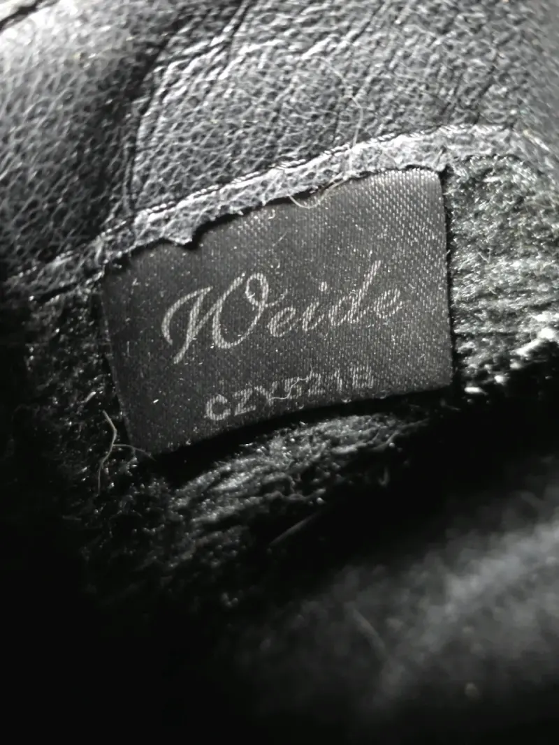 Botines negros con tachas Weide - 4