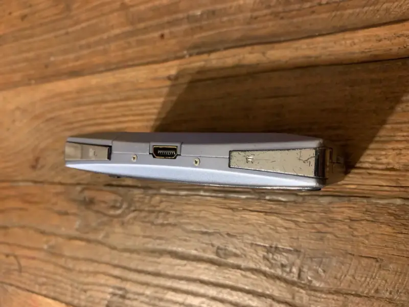 Consola Game Boy Micro con juegos y accesorios - 4