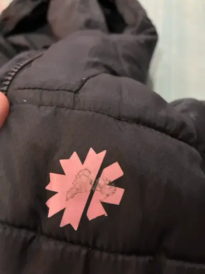 Chaqueta acolchada Mountain Gear negra con capucha - miniatura 3