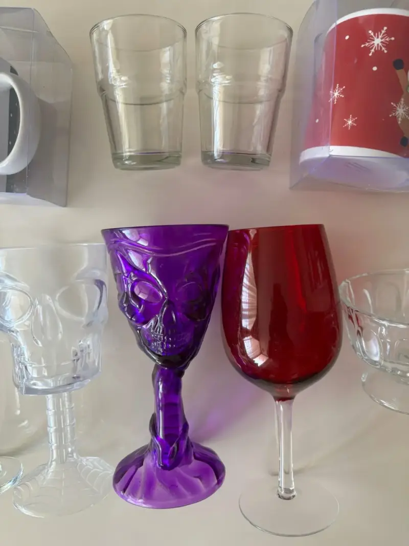 Set de vasos y copas variados para fiestas - 3