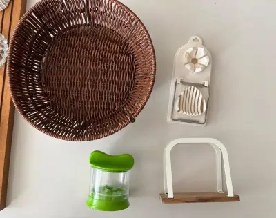 Set de utensilios de cocina variados - miniatura 1