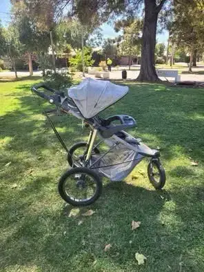Coche Monbebe Rebel ll All in One - miniatura 3