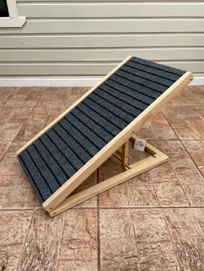Rampa ajustable para perros de madera - miniatura 1