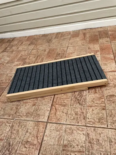 Rampa ajustable para perros de madera - miniatura 4
