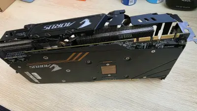 Tarjeta gráfica Gigabyte AORUS GTX1080 8gb - miniatura 3