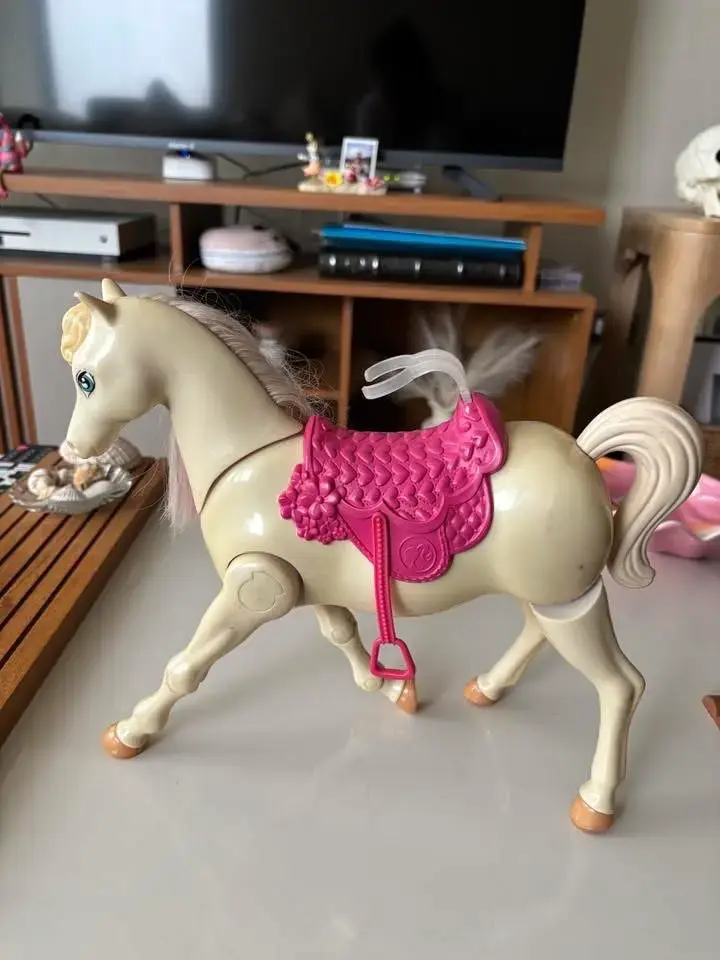 Caballo de juguete Barbie con silla rosa - 3