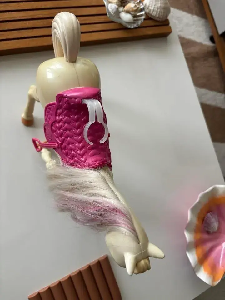 Caballo de juguete Barbie con silla rosa - 4