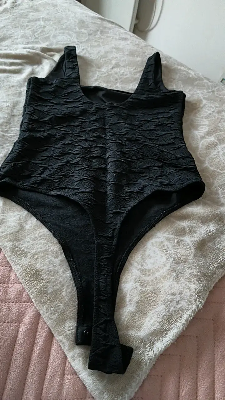 Body negro texturizado para mujer - 3