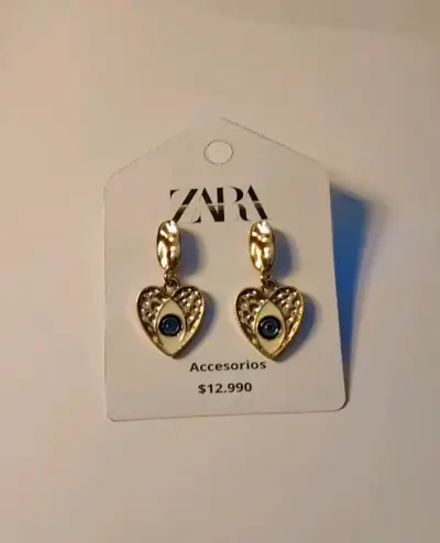 Pendientes colgantes de corazones Zara - miniatura 2