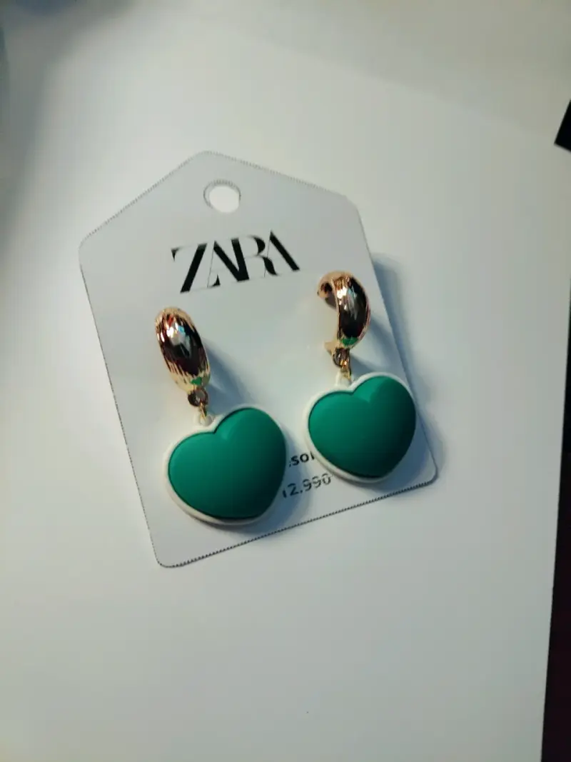 Pendientes colgantes de corazones Zara - 6