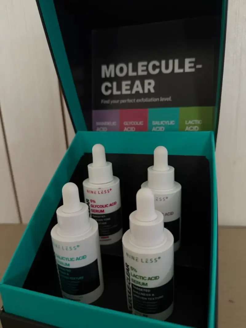 Set de serums exfoliantes Molecule-Clear - 3