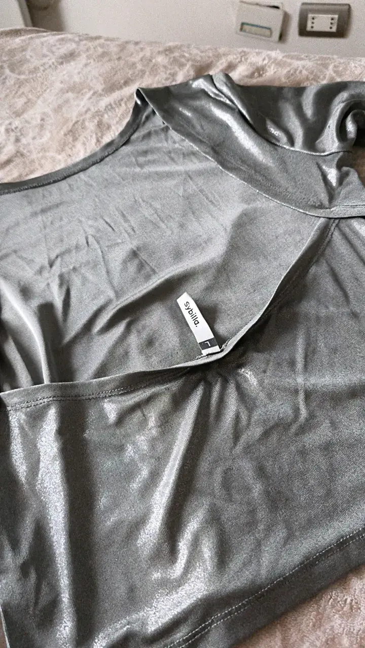 Polera manga larga plateada brillante - 6
