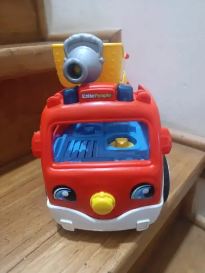 Camión de bomberos Little People juguete infantil - miniatura 5