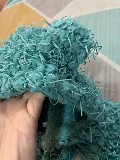 Abrigo infantil de lana con capucha verde - miniatura 2