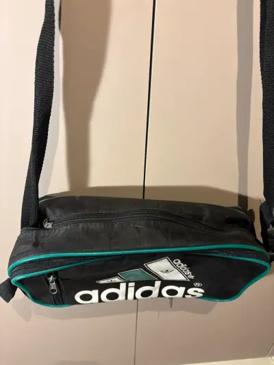 Bolso vintage deportivo Adidas - miniatura 3