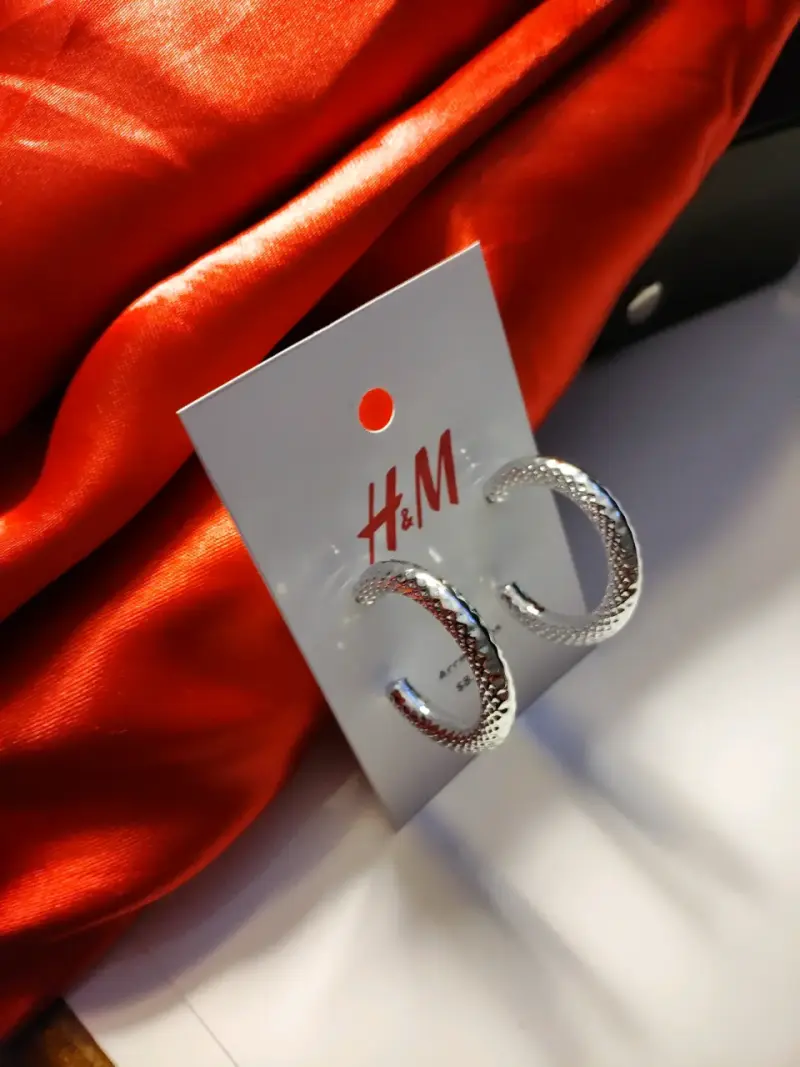 Aros de plata H&M elegantes - 6