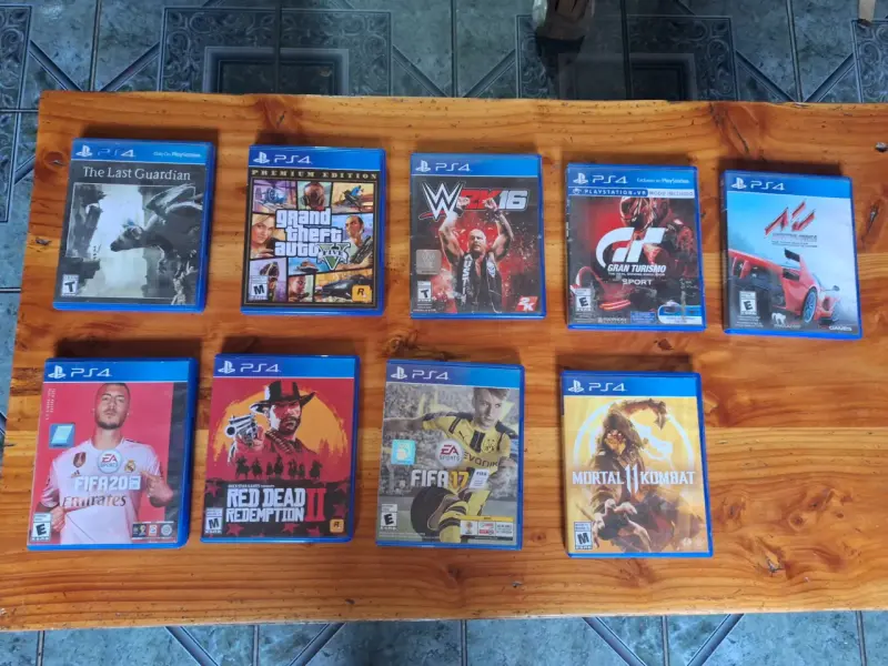 Juegos PS4 variados