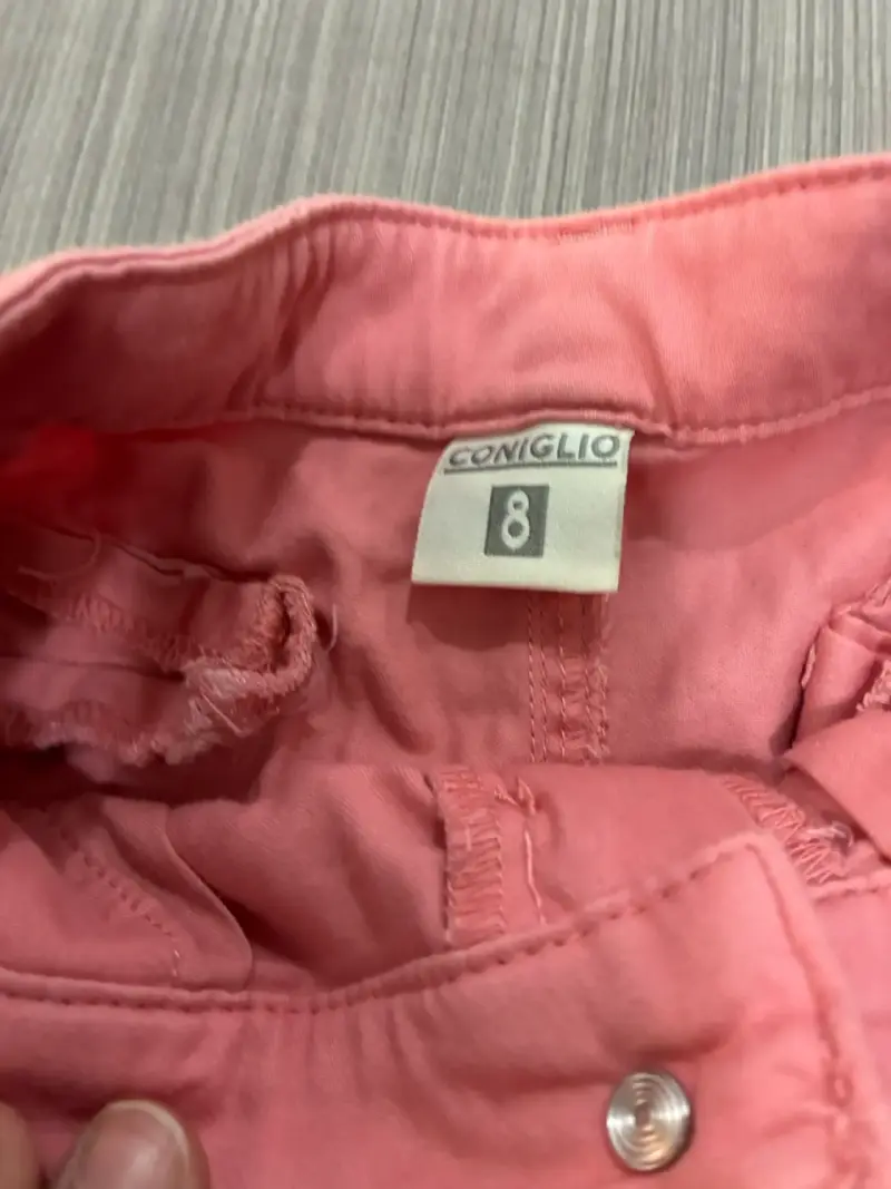 Shorts rosados con volantes para niña - 2