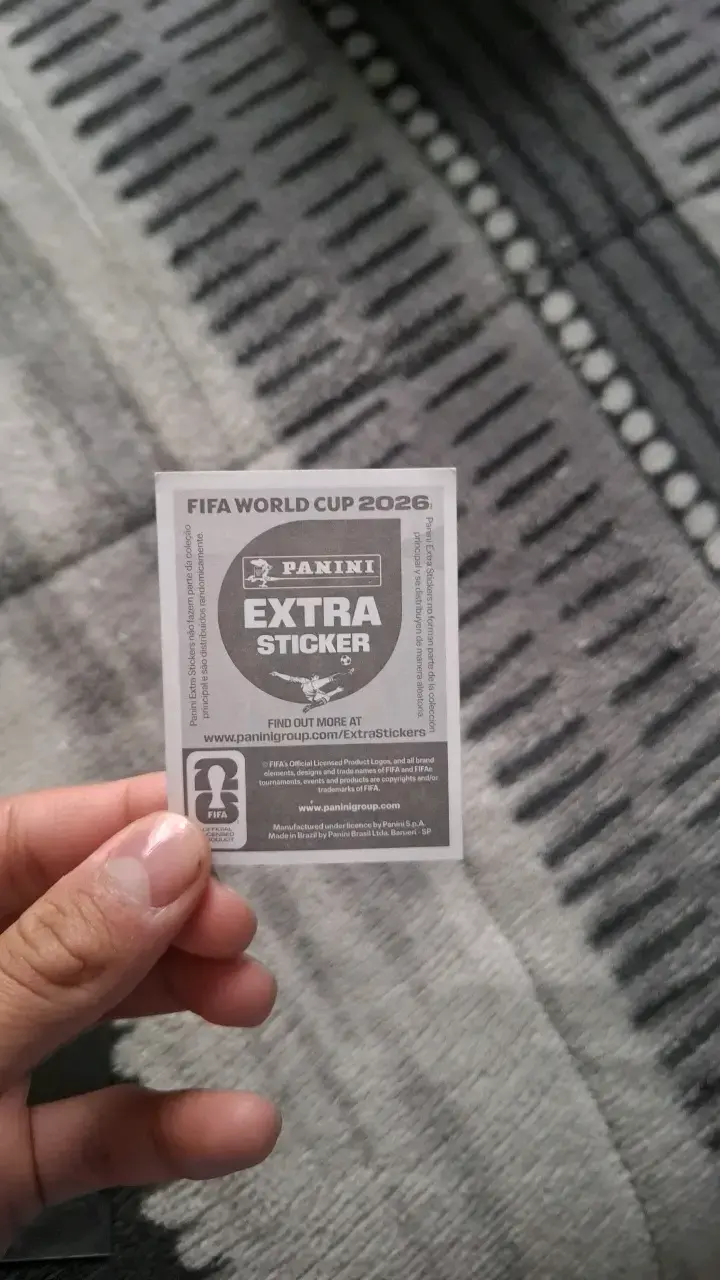 Lámina Panini Raúl Jiménez FIFA Extra - 3